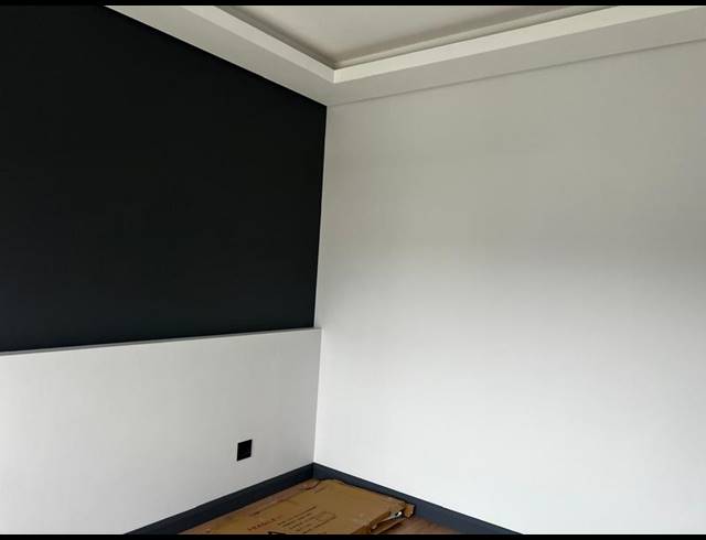 4 BEDROOM HOUSE FOR SALE IN MIDSTREAM HEIGHTS